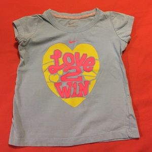 Nike tee for girls