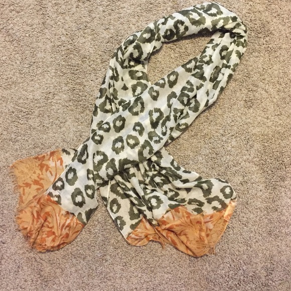 Fall scarf