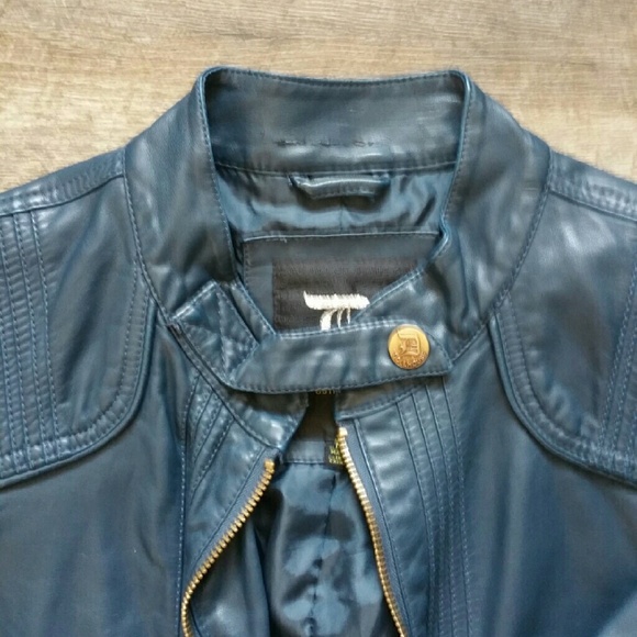 Donated - Picture 3 of 3