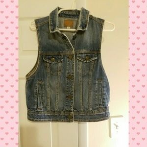 American Eagle Denim Vest