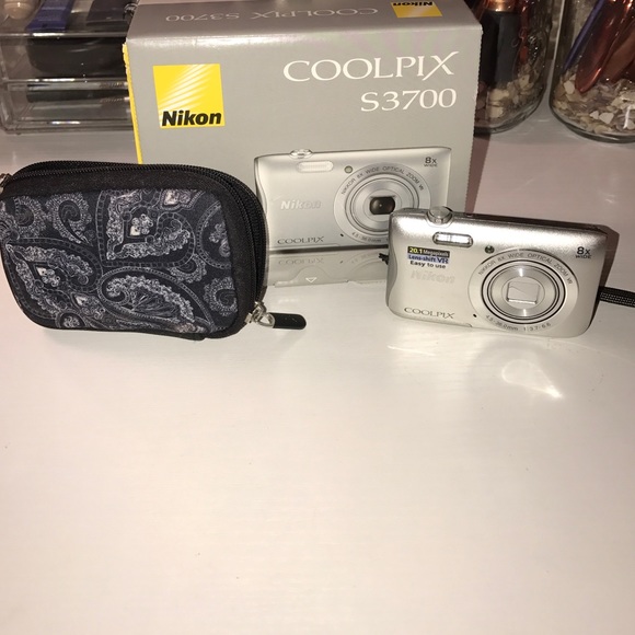 Nikon camera - Picture 4 of 4