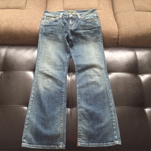American eagle boyfriend jeans