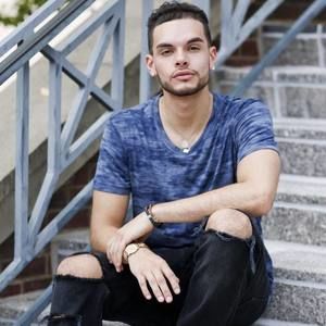 Meet your Posher, Caleb