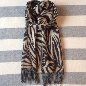 Fraas scarf