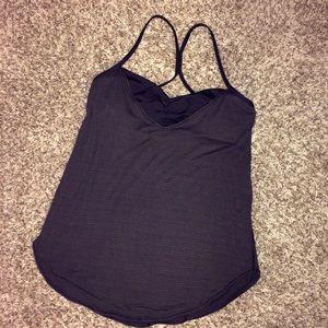 Lululemon rollout loose tank with built in bra