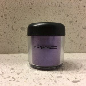 MAC pigment (violet)