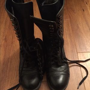 Guess Combat Boots Size 6.5