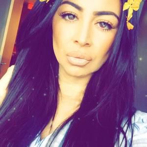 Meet your Posher, Rosalinda