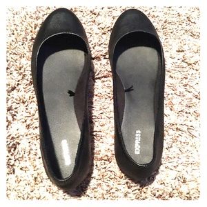 Express ballet flats