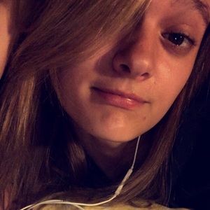 Meet your Posher, Ashleigh