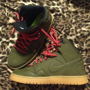 🚨🚫SOLD🚫🚨