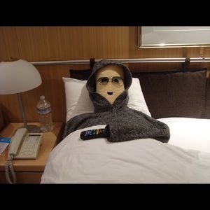 Meet your Posher, Hilary