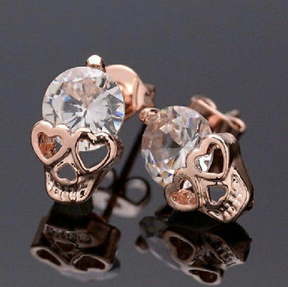 Skull Earrings - Picture 2 of 2