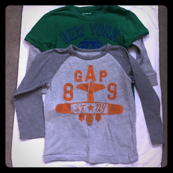 Gap boys long sleeve tees. (2)