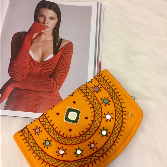 💕SOLD💕 Yellow / Orange Indian-pattern Clutch - Picture 4 of 4