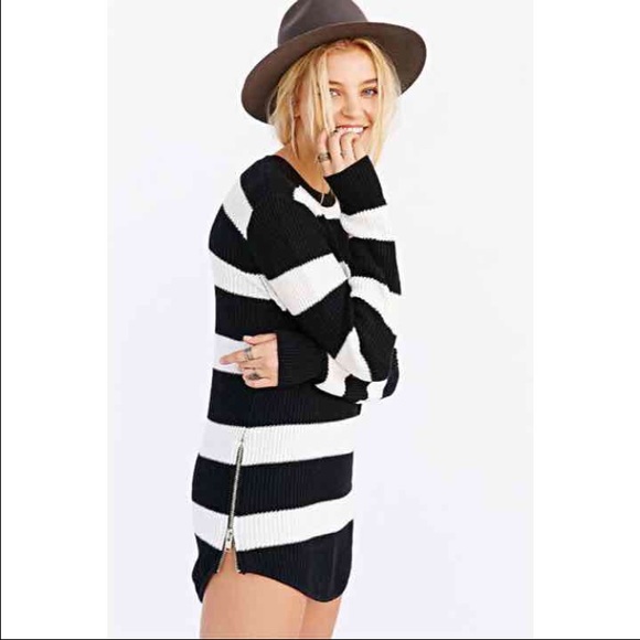UNIF x Urban Outfitters Sweater Dress