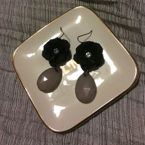 Black and grey flower earrings