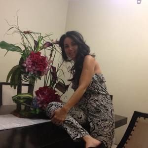 Meet your Posher, Eva