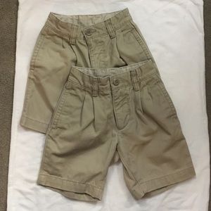 Gap khaki uniform shorts (2)
