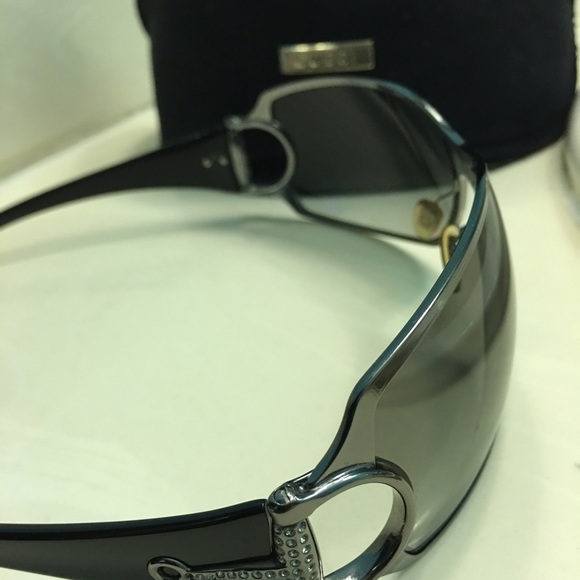 Sunglasses - image 2