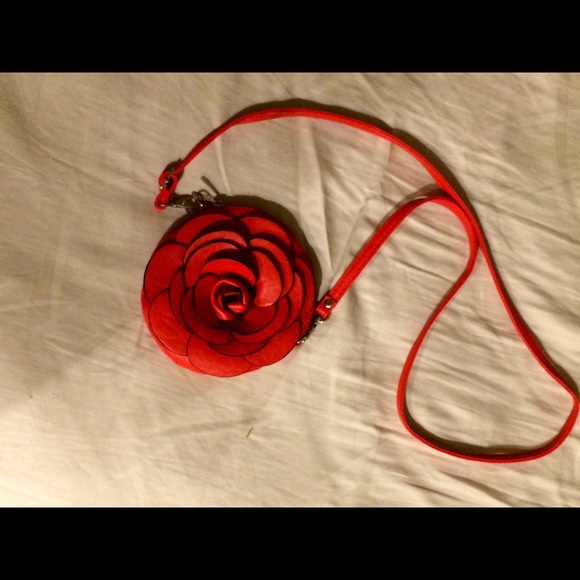 Red rose purse
