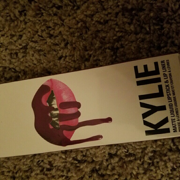 Kylie lipkits
