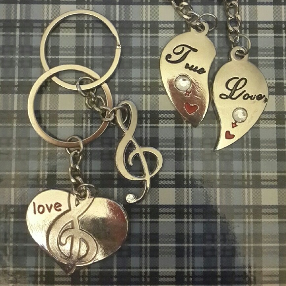 *!*Couples Keychains*!* (Choose set) - Picture 3 of 4