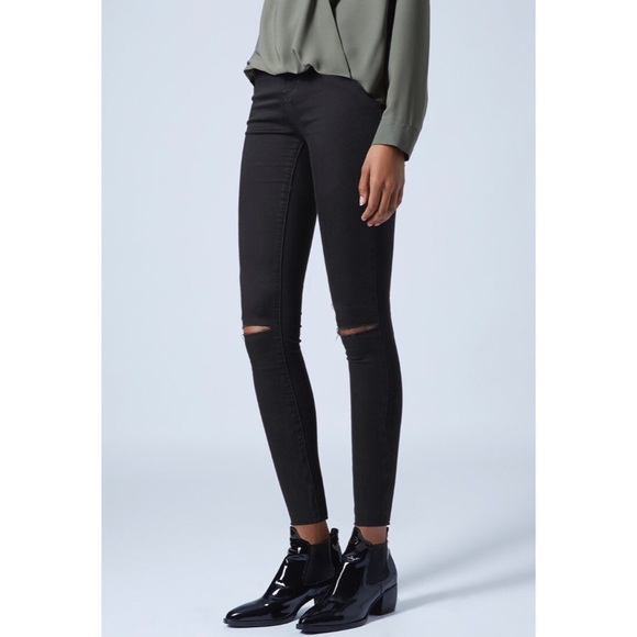 Topshop Denim - NWOT Topshop Moto Leigh Black Slit Knee Jeans