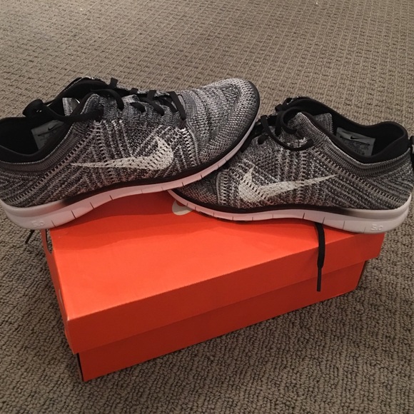 Women's Nike fly nets