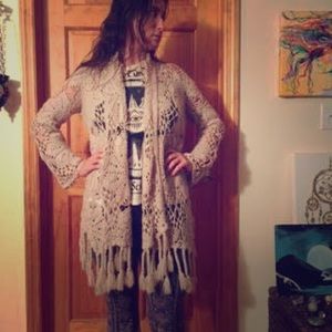 Lucky Brand Crochet Fringe Drape Throw~