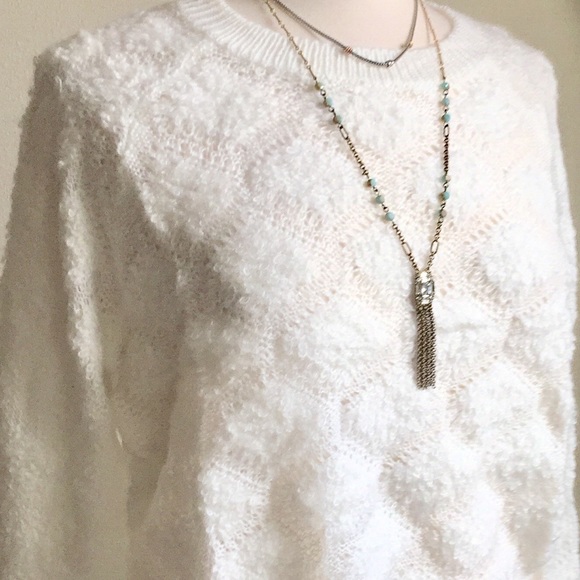 White Cropped Sweater - Picture 4 of 4