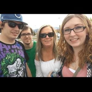 Meet your Posher, Mercedes