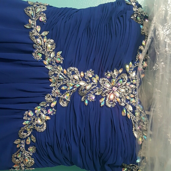 Blue dress (STILL AVAILABLE) - Picture 2 of 3