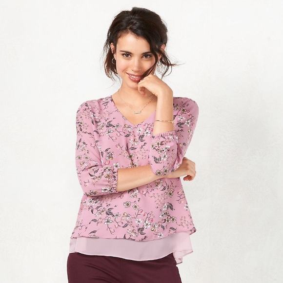 🆕Lauren Conrad Pink Floral Blouse🆕