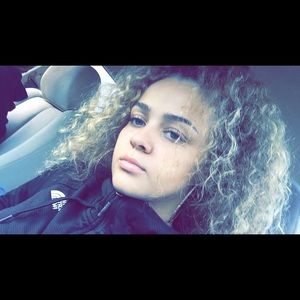 Meet your Posher, Shai