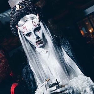 Meet your Posher, Louis