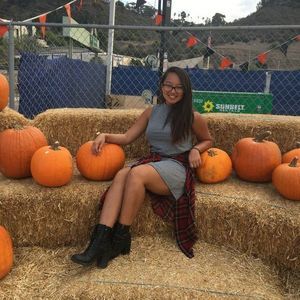 Meet your Posher, Farrah