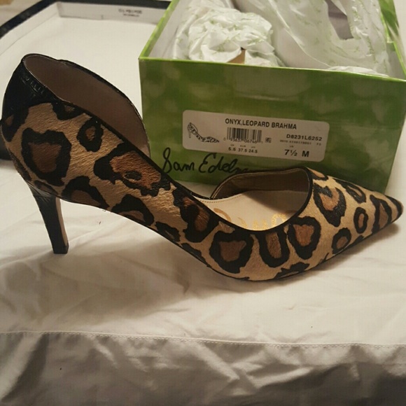 leopard print short heels