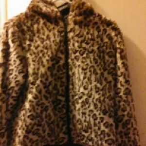 Leopard coat