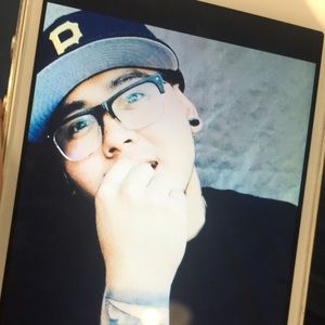 Meet your Posher, Ramon