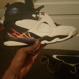 Retro 8 (3peats) DEAD STOCK!! 100% authentic