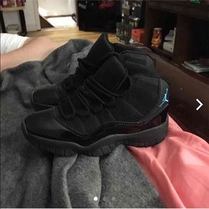 Never worn Gamma 11 Jordan
