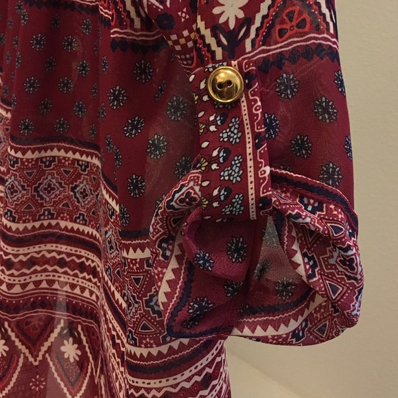 Maroon quarter sleeve top with cute pattern - Picture 4 of 4