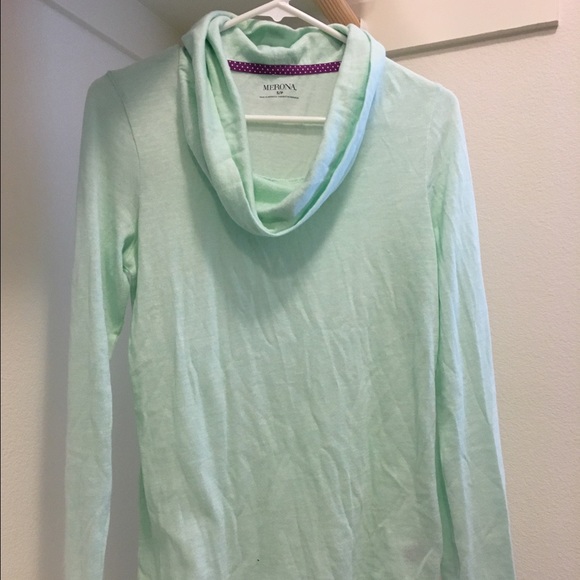 Mint long sleeve - Picture 1 of 4