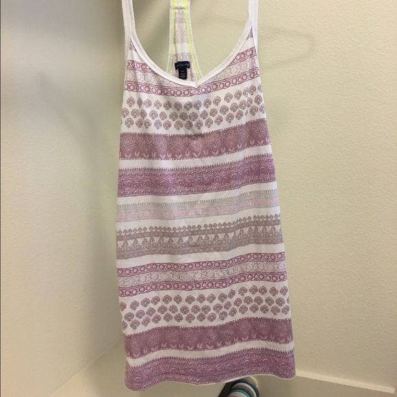 American Eagle Outfitters patterned tank - Picture 2 of 4