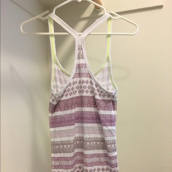 American Eagle Outfitters patterned tank - Picture 3 of 4