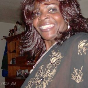 Meet your Posher, Lorine