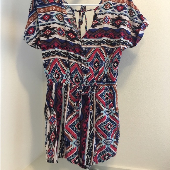 Tribal print romper - Picture 2 of 3