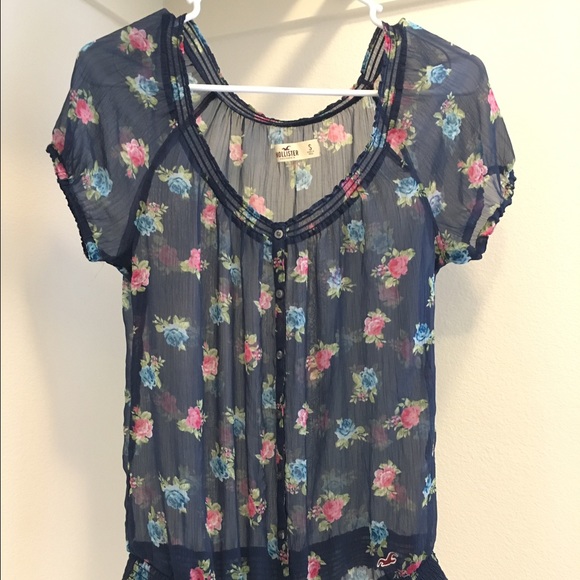Sheer navy blue scoop top with floral design - Picture 2 of 4