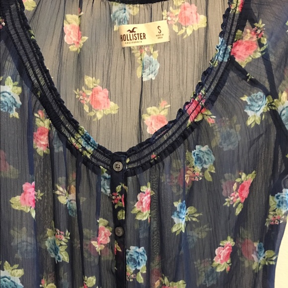 Sheer navy blue scoop top with floral design - Picture 4 of 4